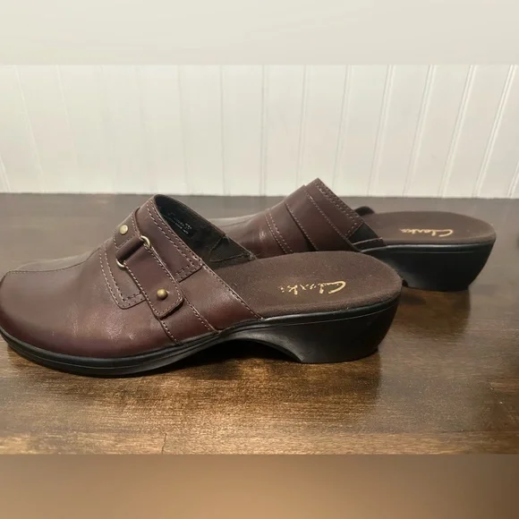 Clark’s slides. Women’s size 9. Brown leather. Excellent condition. Mules - Picture 3 of 7